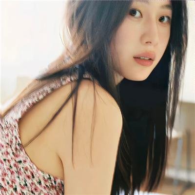 艾莉莎‧施莱辛格:战妆